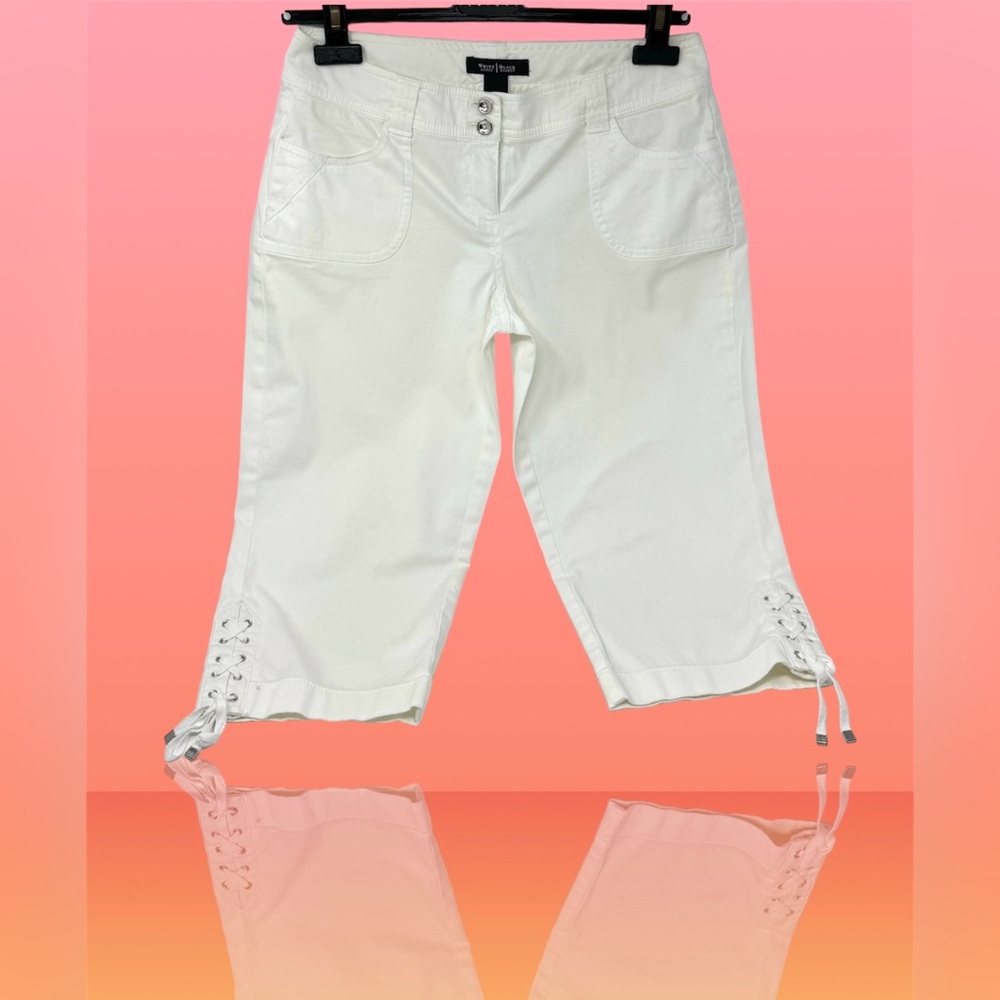 🛍️SALE🛍️ White House Black Market Pedal Pusher Lace-Up Detail Crop Pants - Picture 2 of 9